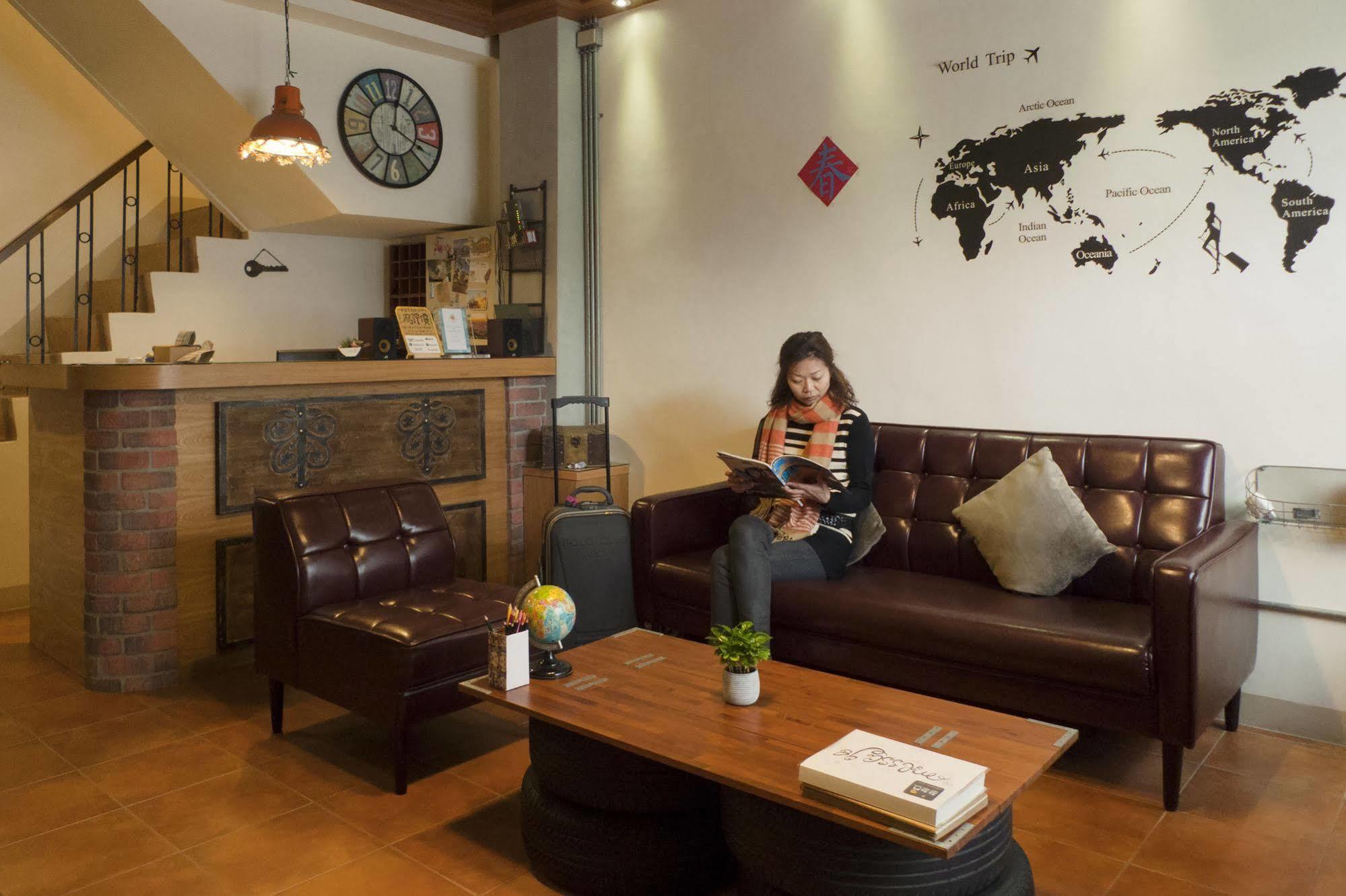Knock Knock Hostel Kao-siung Exteriér fotografie