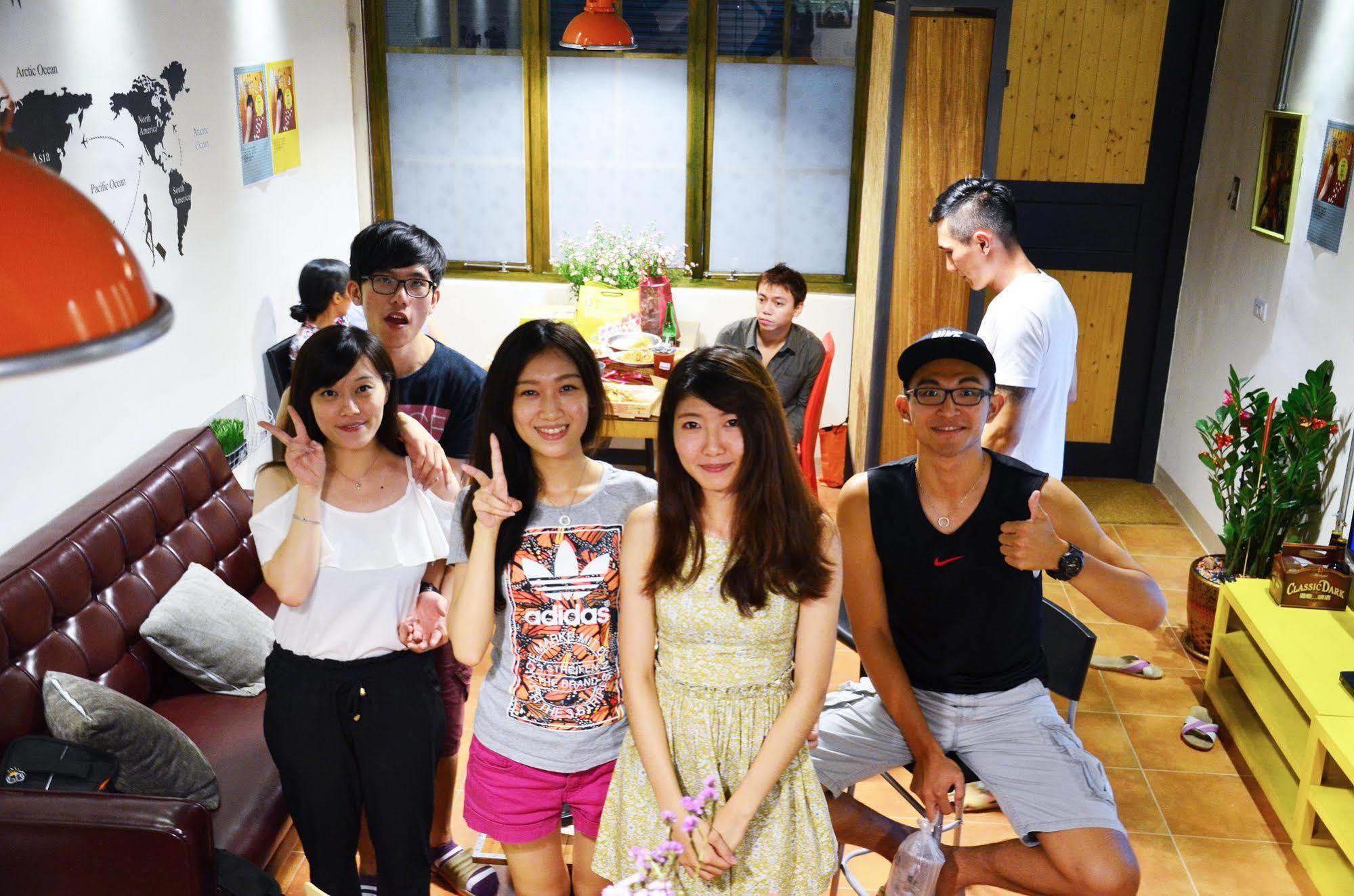 Knock Knock Hostel Kao-siung Exteriér fotografie