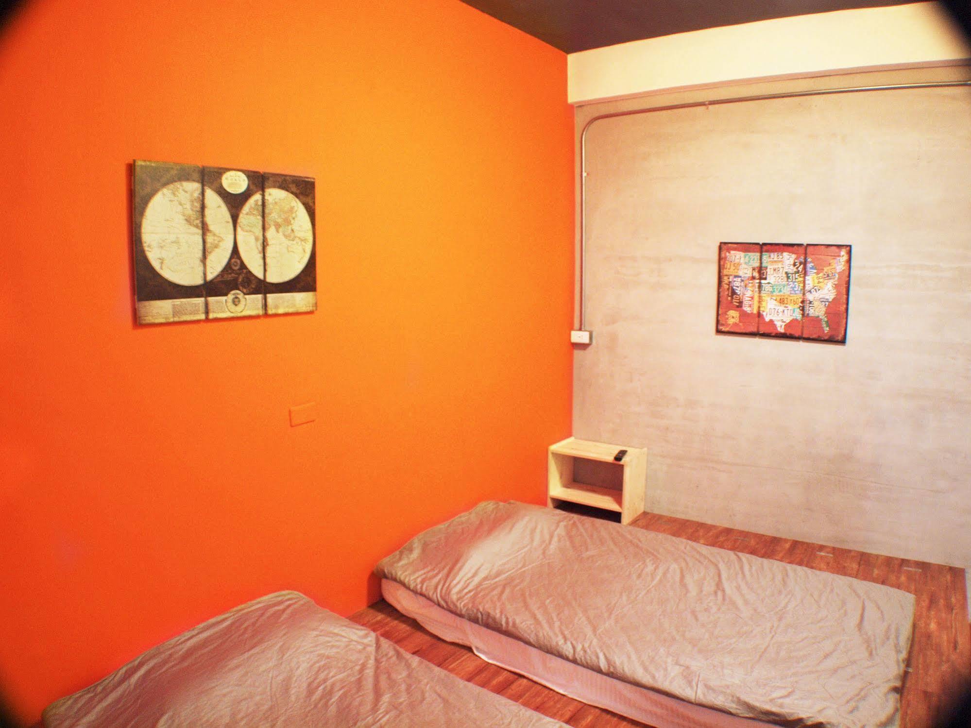 Knock Knock Hostel Kao-siung Exteriér fotografie