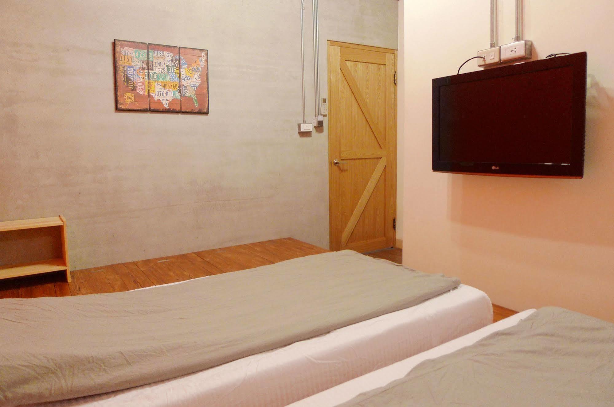 Knock Knock Hostel Kao-siung Exteriér fotografie